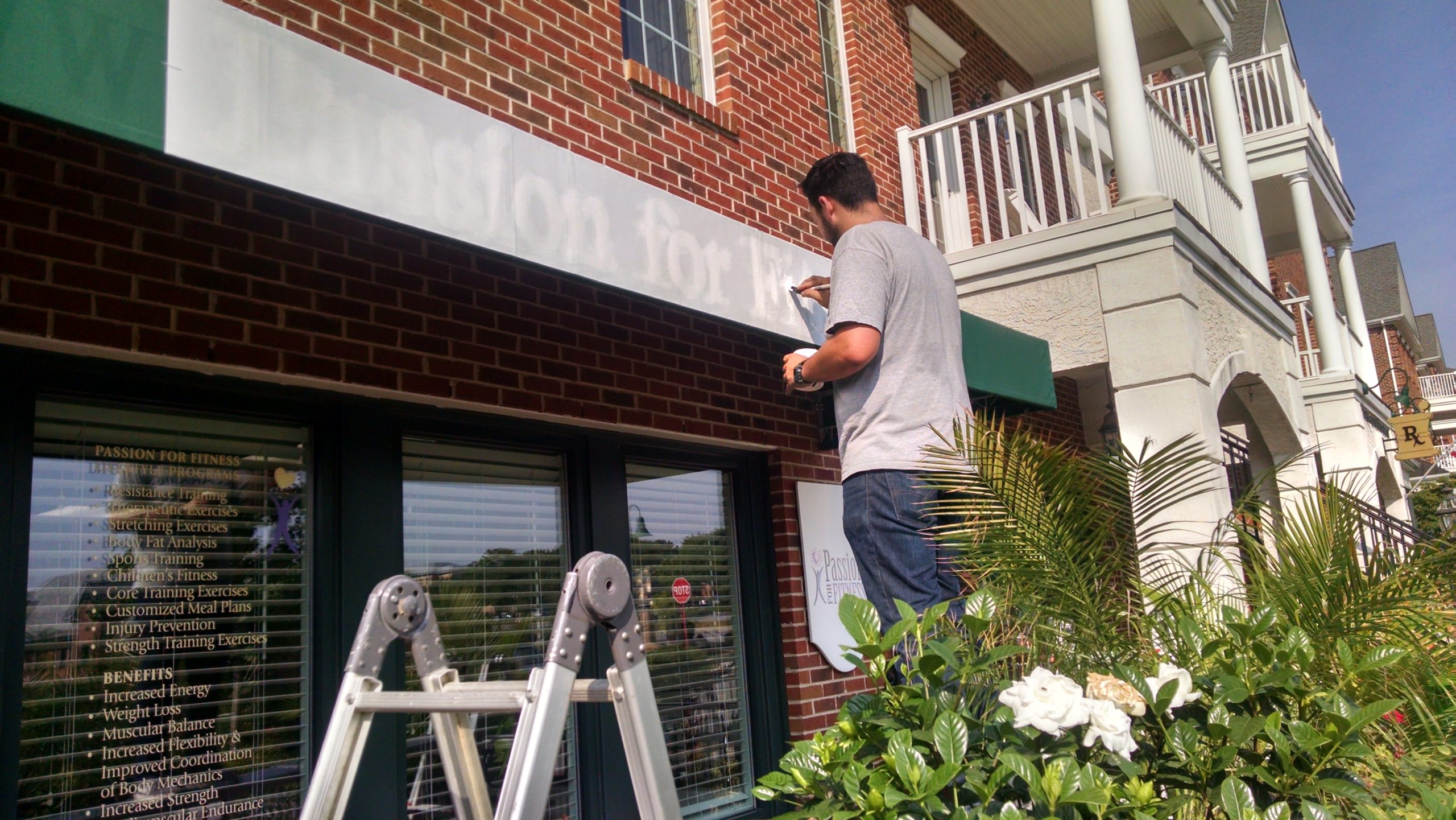 applying letters to awning